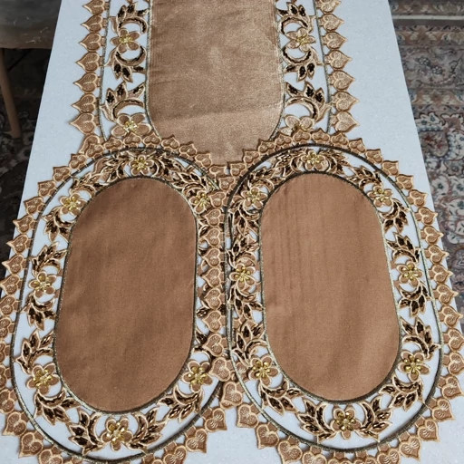 رومیزی بیضی سه تکه ساتن ملیله دوزی مدل قلب