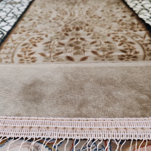 سجاده مخمل برجسته خارجی سایز بزرگ ترمز دار طبی