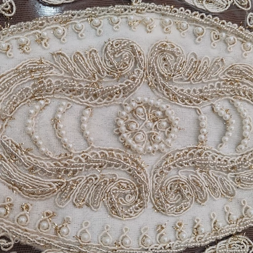 رومیزی ملیله و مروارید دوزی مخمل دانتل سه تکه طرح لاله