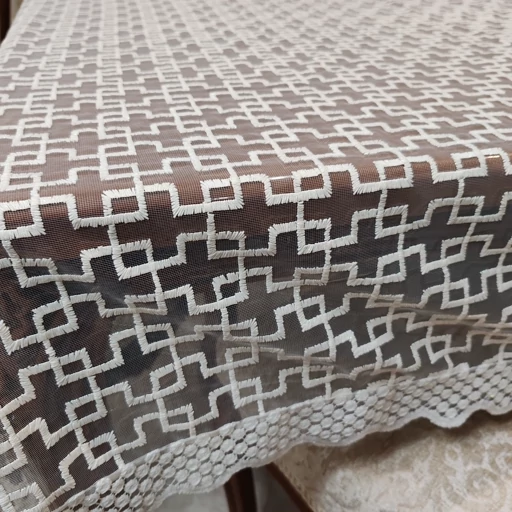 رومیزی غذاخوری هشت نفره بزرگ حریر گیپور 140*270