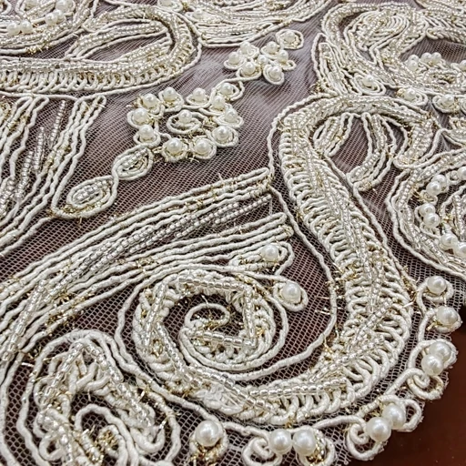 رومیزی ملیله و مروارید دوزی مخمل دانتل سه تکه طرح لاله