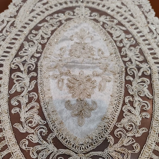 رومیزی بیضی دانتل مخمل سه تکه ترک اصل کد11