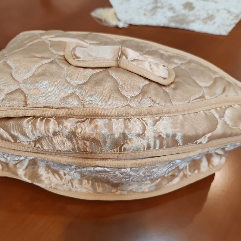 کاور یا روکش اتو برقی ساتن گیپور دوزی شده