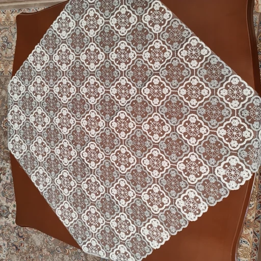 رومیزی روپشتی مربع حریر گیپور جدید طرح شکوفه80