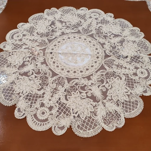 رومیزی گرد دانتل مخمل سه تکه طرح خورشیدی جدید