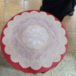 رومیزی گرد تک دانتل مخمل طرح نگین 56 س
