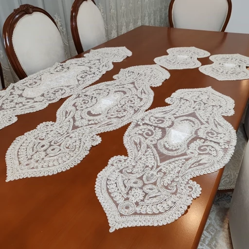 سرویس رومیزی دانتل مخمل پنج تکه ترک اصل طرح صدف