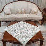 رومیزی روپشتی مربع مخمل ابریشمی شاین دار طرح عشایر 70
