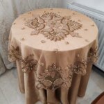 رومیزی مربع تور ملیلیه و پولک دوزی هندی 1*1