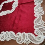 سرویس رومیزی مخمل دانتل ترک زرشکی پنج تکه طرح ترمه