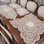 سرویس رومیزی پنج تکه دانتل مخمل ترک اصل الیز طرح ورساچه
