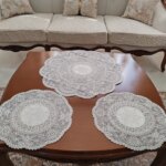 رومیزی گرد دانتل مخمل سه تکه طرح ورساچه ایرانی